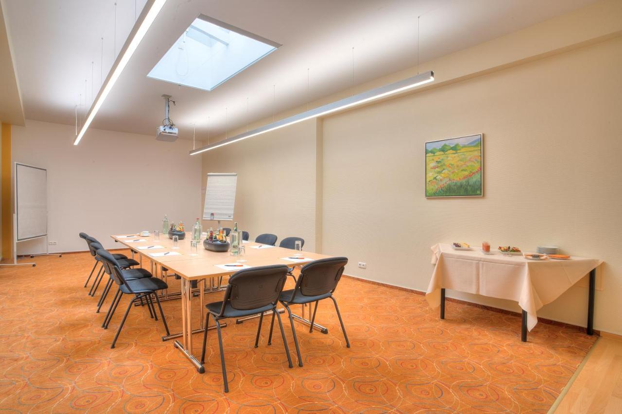 Kleefelder Hof 3*